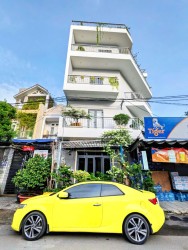 Vì có nhu cầu đổi xe mới, nên mình để lại chiếc Kia Koup nhập khẩu nguyên chiếc – đời 2009