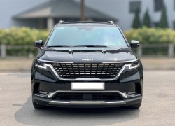 Bán ô tô Kia Carnival Signature 2.2D Full dầu năm 2022, màu đen giá cạnh tranh