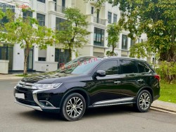 Bán ô tô Mitsubishi Outlander 2.0 CVT Premium - 2018 - xe cũ