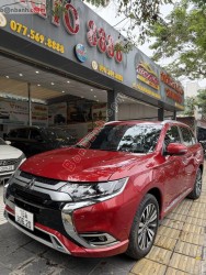 Bán ô tô Mitsubishi Outlander Premium 2.0 CVT - 2022 - xe cũ