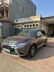 Bán ô tô Mitsubishi Outlander 2.0 CVT Premium - 2018 - xe cũ