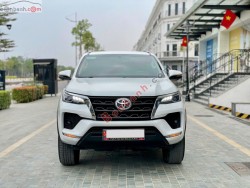 Bán ô tô Toyota Fortuner 2.4L 4x2 AT - 2022 - xe cũ