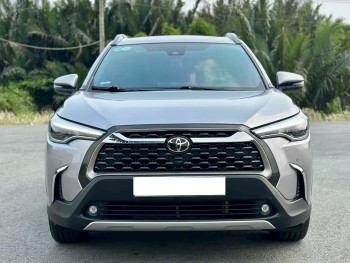 Bán Toyota Corolla Cross 1.8V năm sản xuất 2022, màu bạc, nhập khẩu nguyên chiếc