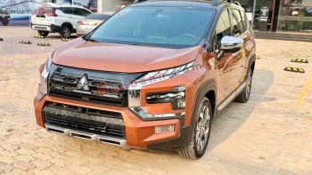 Bán ô tô Mitsubishi Xpander Cross 1.5 AT - 2023 - xe cũ