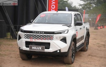 Bán ô tô Toyota Hilux Trailhunter 2.8L 4x4 AT - 2026 - xe mới