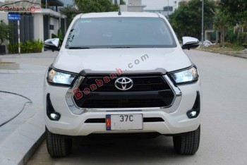 Bán ô tô Toyota Hilux 2.4L 4x2 AT - 2021 - xe cũ