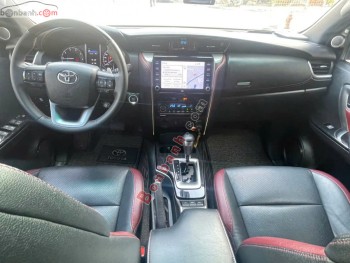 Bán ô tô Toyota Fortuner 2.8V 4x4 AT Legender - 2020 - xe cũ