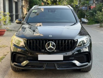 Cần bán xe Mercedes-Benz GLC-Class 300 4Matic năm 2018, màu đen