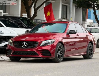 Bán ô tô Mercedes Benz C class C300 AMG - 2019 - xe cũ