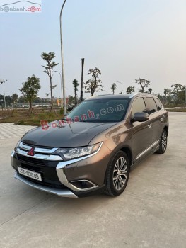 Bán ô tô Mitsubishi Outlander 2.0 CVT Premium - 2018 - xe cũ