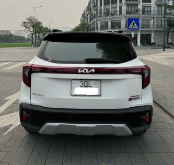 Em đang cần bán Kia Seltos 1.5 Premium 2024