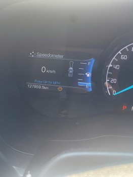 Bán Ford Ranger Wildtrak 3.2 – Cuối 2016 – 4wd – Máy Dầu