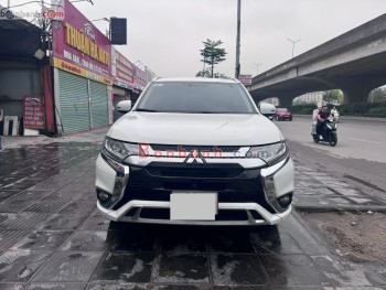 Bán ô tô Mitsubishi Outlander 2.0 CVT - 2022 - xe cũ
