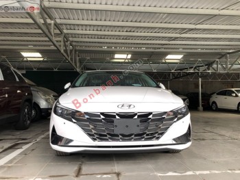 Bán ô tô Hyundai Elantra 2.0 AT Cao cấp - 2026 - xe mới