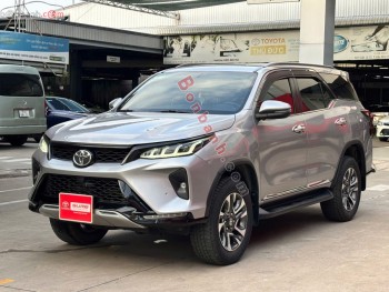 Bán ô tô Toyota Fortuner 2.4G 4x2 AT Legender - 2021 - xe cũ