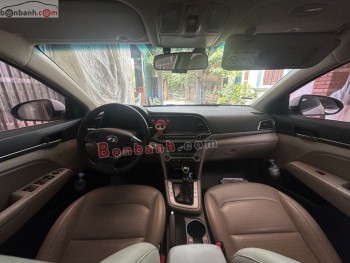 Bán ô tô Hyundai Elantra 1.6 AT - 2018 - xe cũ