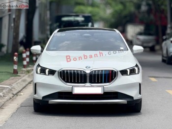 Bán ô tô BMW 5 Series 520i - 2025 - xe cũ