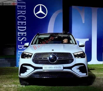 Bán ô tô Mercedes Benz GLE Class 400 e 4Matic - 2026 - xe mới