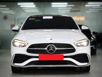 Cần bán Mercedes-Benz C class C300 AMG sản xuất 2022, màu trắng, nhập khẩu nguyên chiếc
