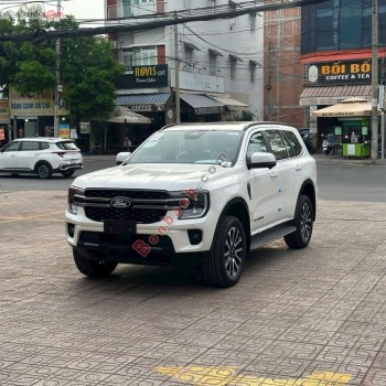 Bán ô tô Ford Everest Platinum 2.0L 4x2 AT - 2026 - xe mới