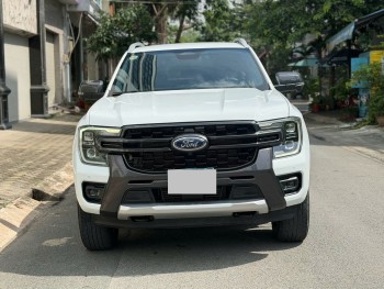 Bán Ford Ranger Wildtrak 2.0 4x4 AT sản xuất 2024, màu trắng, giá 760tr