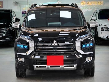 Bán ô tô Mitsubishi Xpander Cross 1.5 AT năm sản xuất 2024, màu đen, nhập khẩu nguyên chiếc, giá 529tr