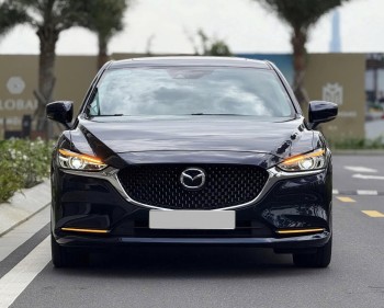 Bán Mazda Mazda 6 Premium 2.0 AT TCCC năm sản xuất 2023, màu xanh, 650tr