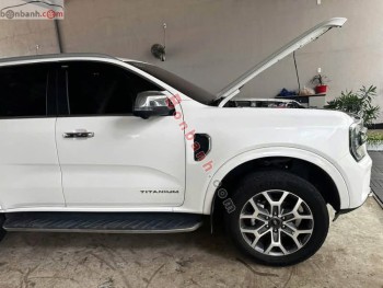 Bán ô tô Ford Everest Titanium Plus 2.0L 4x4 AT - 2025 - xe cũ
