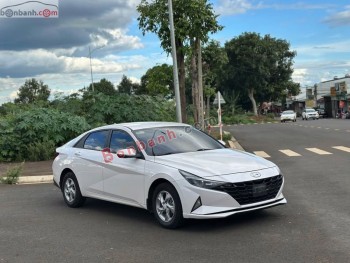 Bán ô tô Hyundai Elantra 1.6 AT Tiêu chuẩn - 2022 - xe cũ