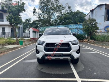 Bán ô tô Toyota Hilux 2.4L 4x2 AT - 2024 - xe cũ