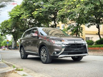 Bán ô tô Mitsubishi Outlander 2.0 CVT - 2018 - xe cũ