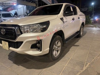 Bán ô tô Toyota Hilux 2.4E 4x2 AT - 2019 - xe cũ