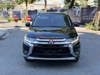Bán ô tô Mitsubishi Outlander 2.0 CVT Premium - 2018 - xe cũ