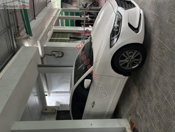 Bán ô tô Hyundai Elantra 1.6 AT - 2019 - xe cũ