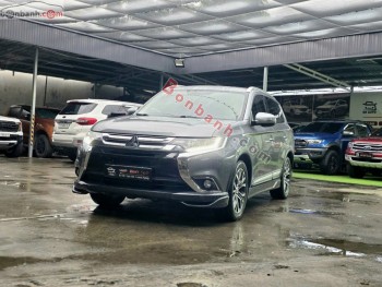 Bán ô tô Mitsubishi Outlander 2.0 CVT Premium - 2018 - xe cũ