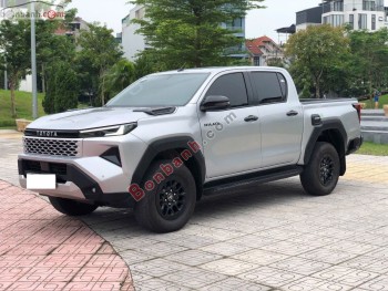 Bán ô tô Toyota Hilux Pro 2.8L 4x2 AT - 2025 - xe cũ