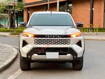 Bán ô tô Toyota Hilux Pro 2.8L 4x2 AT - 2026 - xe cũ