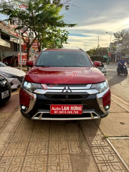 Bán ô tô Mitsubishi Outlander 2.0 CVT Premium - 2020 - xe cũ