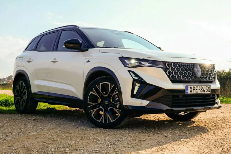 Xe gầm cao mạnh 197 mã lực, siêu tiết kiệm xăng, giá hơn 1,3 tỷ đồng, cạnh tranh Honda CR-V