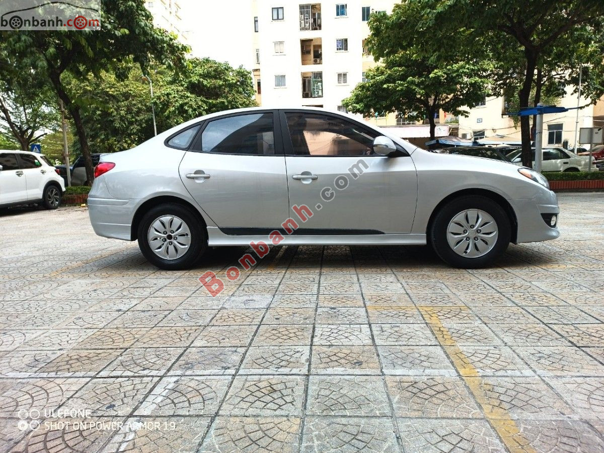 Bán ô tô Hyundai Avante 1.6 MT - 2015 - xe cũ