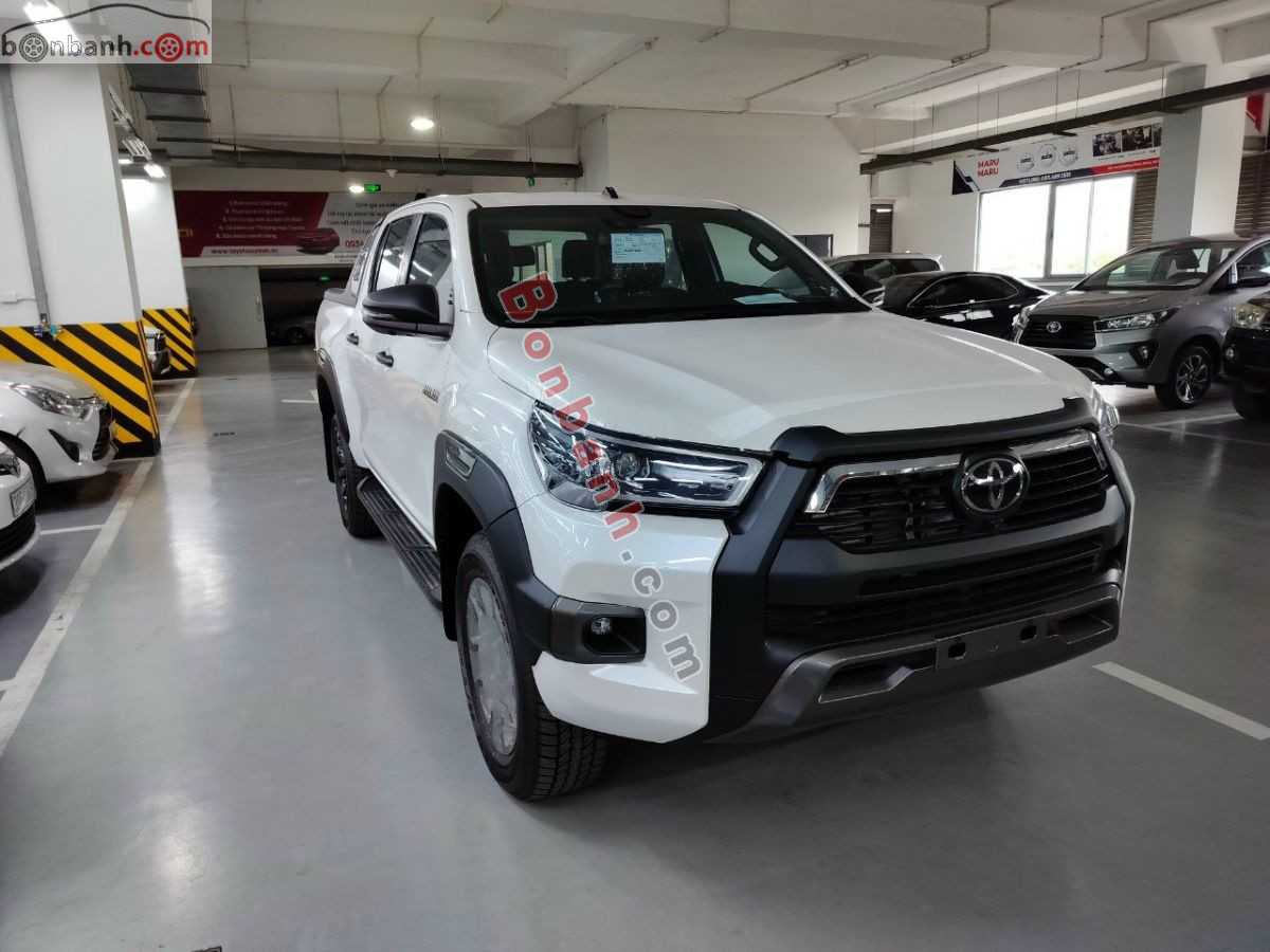 Bán ô tô Toyota Hilux 2.8AT 4x4 - 2024 - xe mới