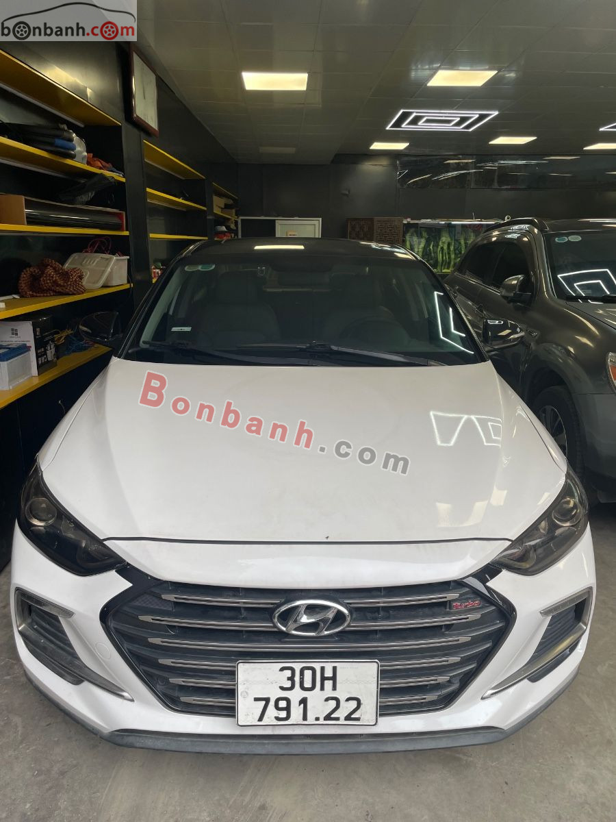 Bán ô tô Hyundai Elantra 2.0 AT - 2017 - xe cũ