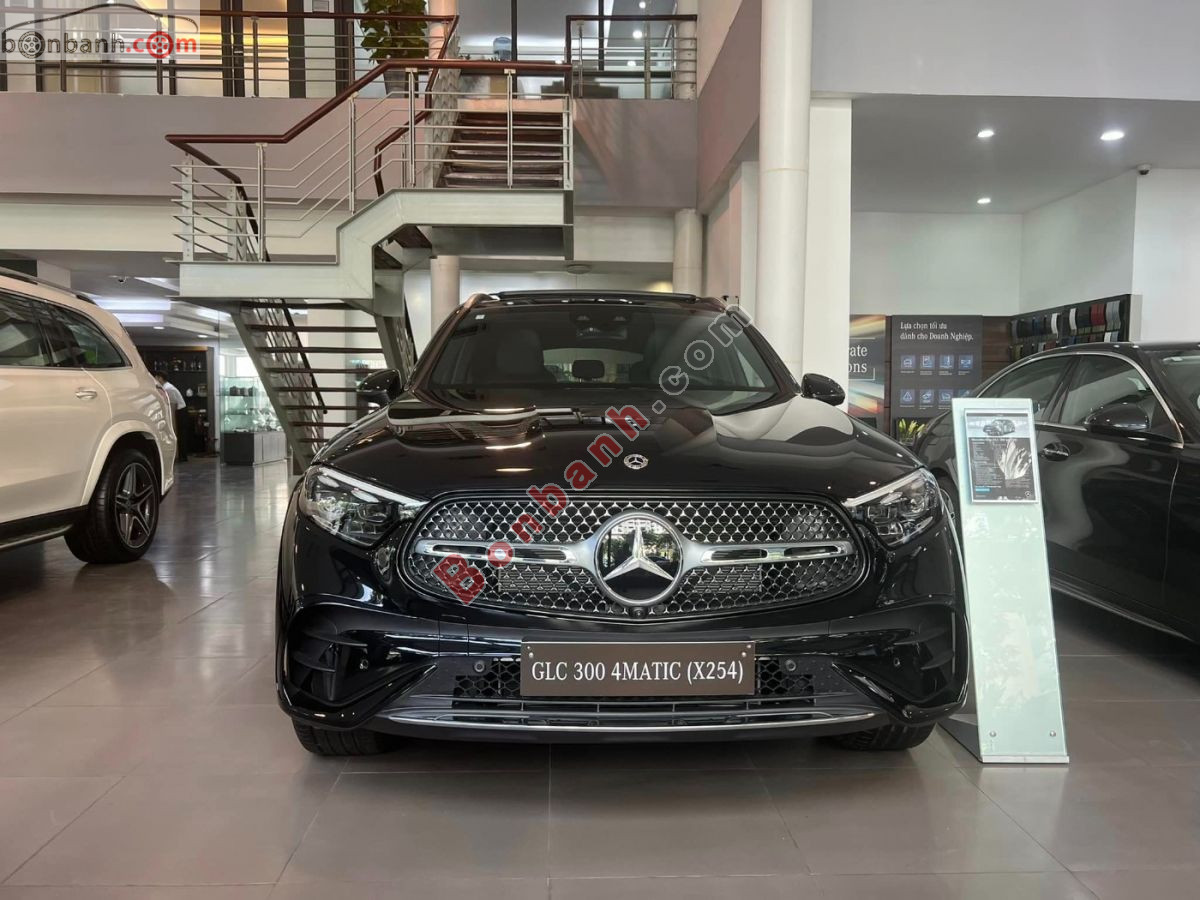 Bán ô tô Mercedes Benz GLC 300 4Matic - 2024 - xe mới