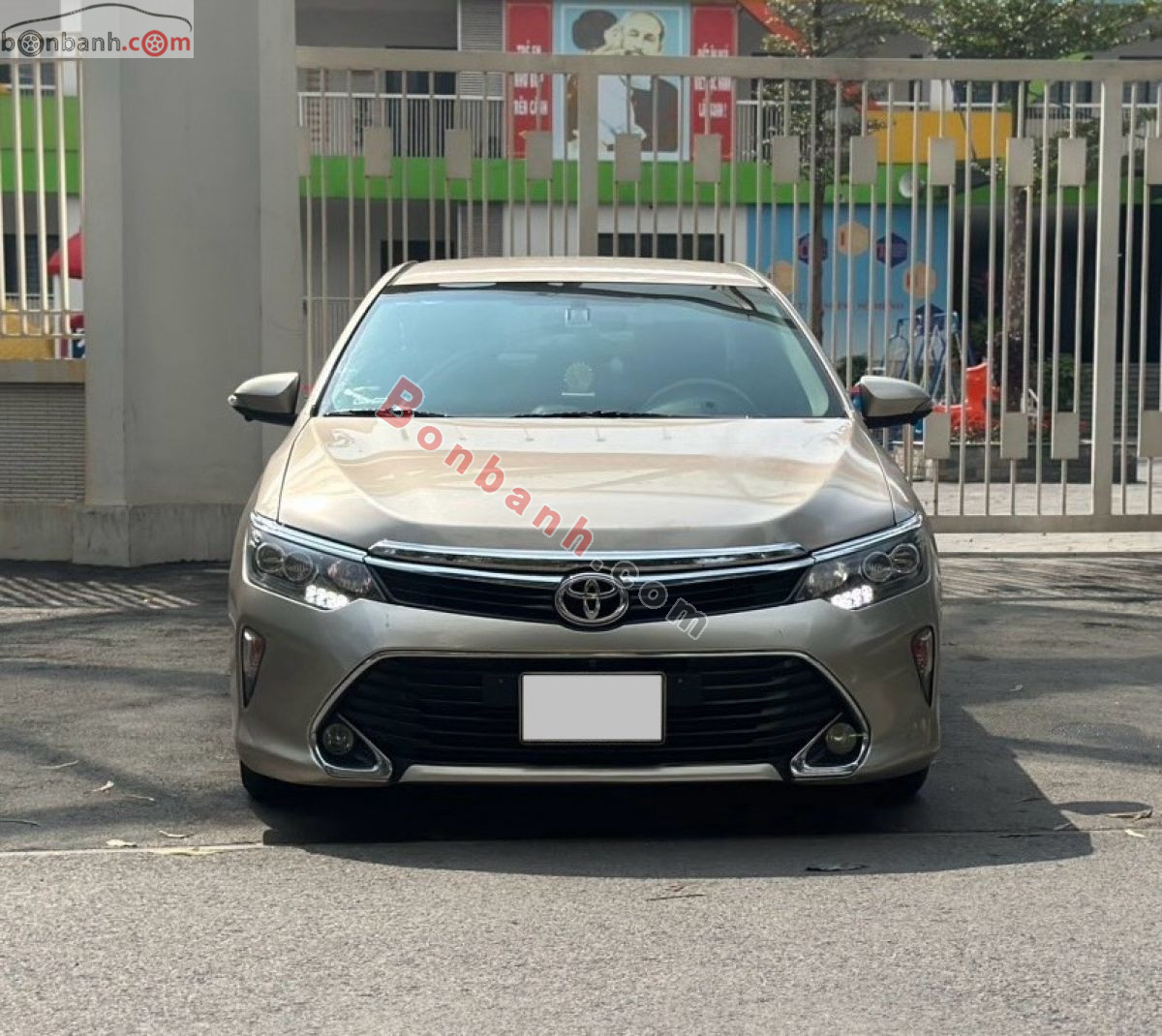 Bán ô tô Toyota Camry 2.0E - 2018 - xe cũ