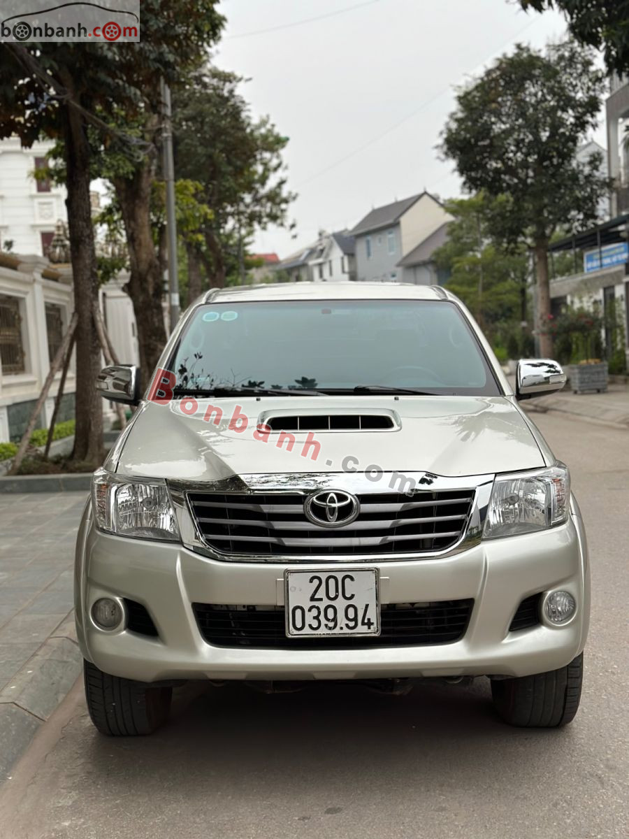 Bán ô tô Toyota Hilux 3.0G 4x4 MT - 2013 - xe cũ