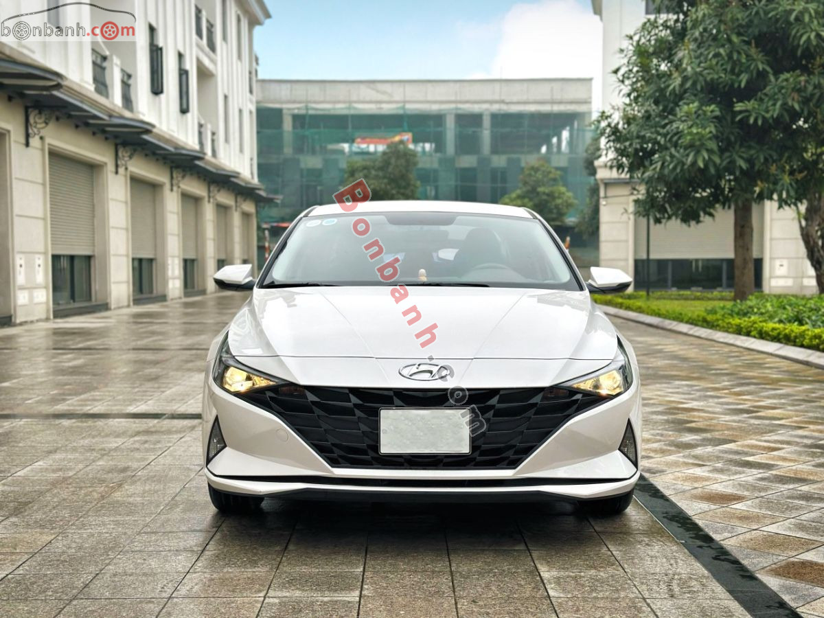 Bán ô tô Hyundai Elantra 1.6 AT Tiêu chuẩn - 2022 - xe cũ