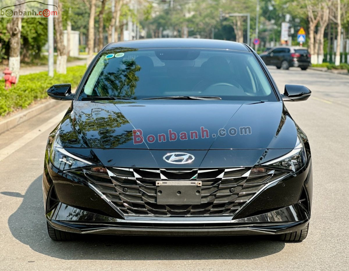 Bán ô tô Hyundai Elantra 2.0 AT Cao cấp - 2022 - xe cũ