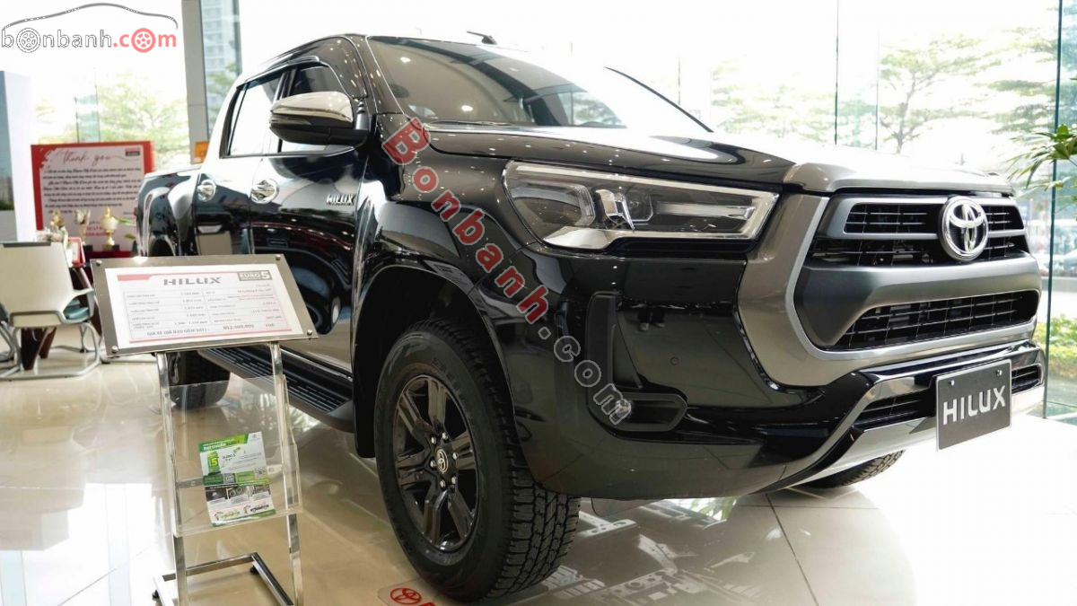 Bán ô tô Toyota Hilux 2.4L 4x2 AT - 2024 - xe mới