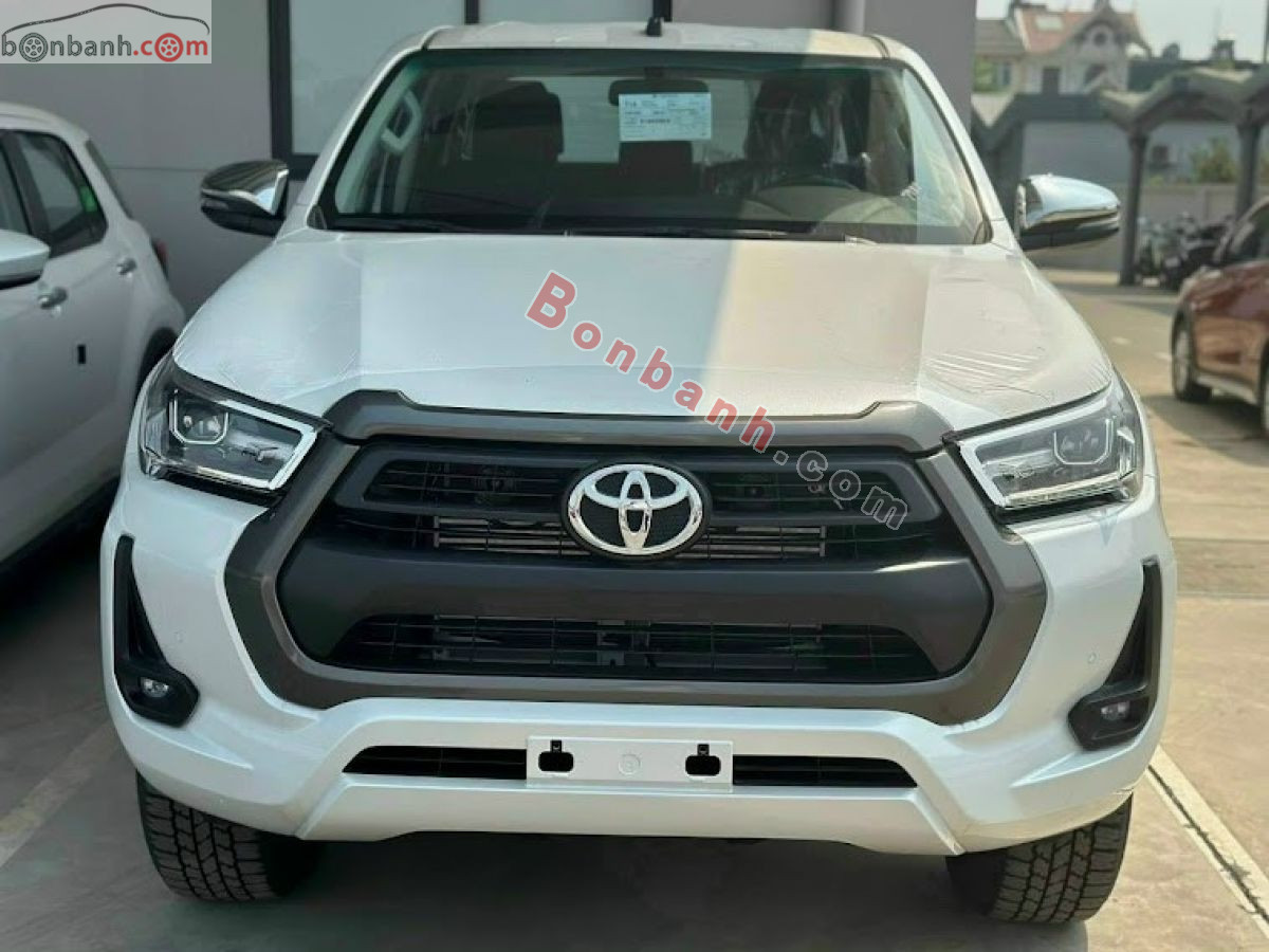 Bán ô tô Toyota Hilux 2.4L 4x2 AT - 2024 - xe mới