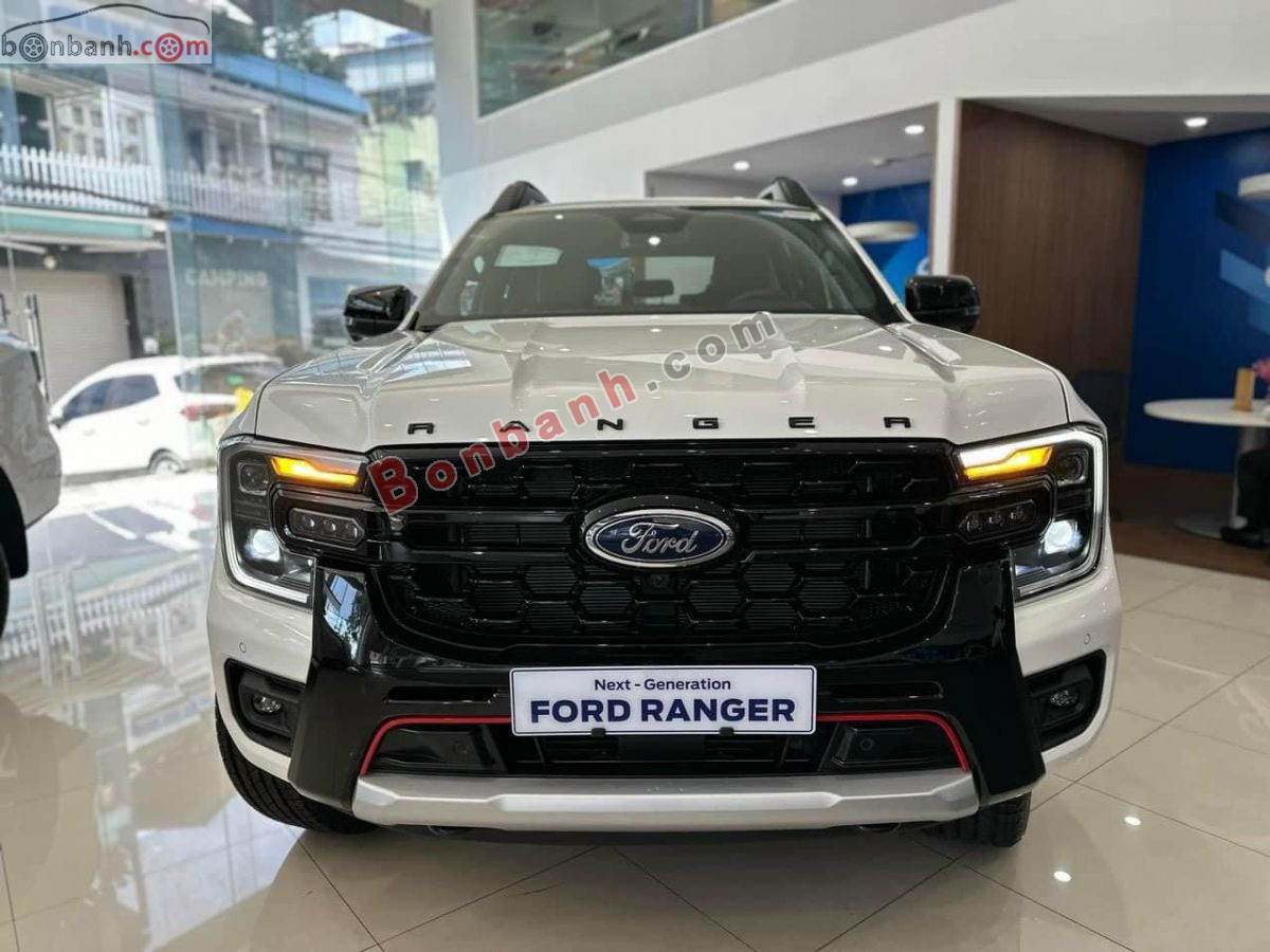 Bán ô tô Ford Ranger Stormtrak 2.0L 4x4 AT - 2024 - xe mới